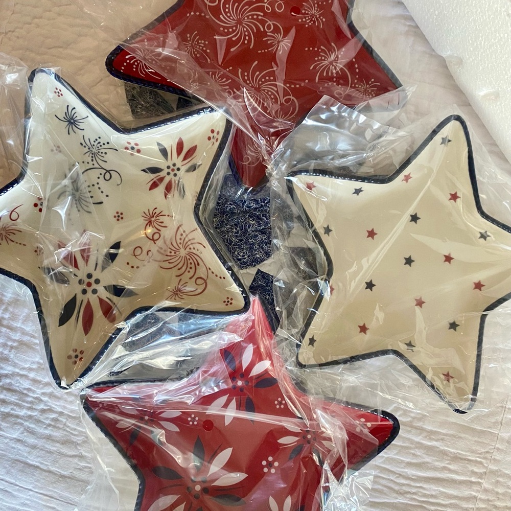 Temp-Tations Star-Shaped Holiday Pillows - Red, White, and Blue